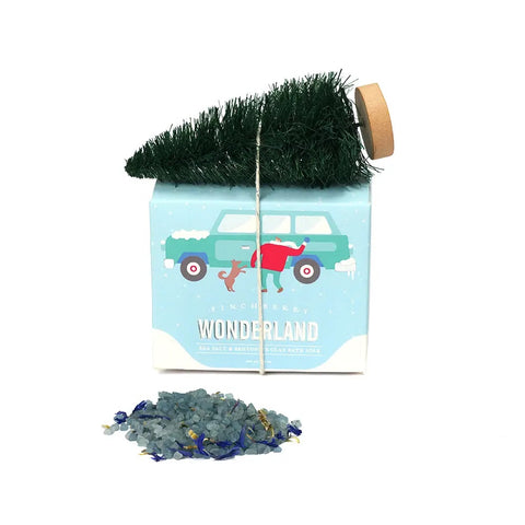 Wonderland Holiday Clay & Salt Soak